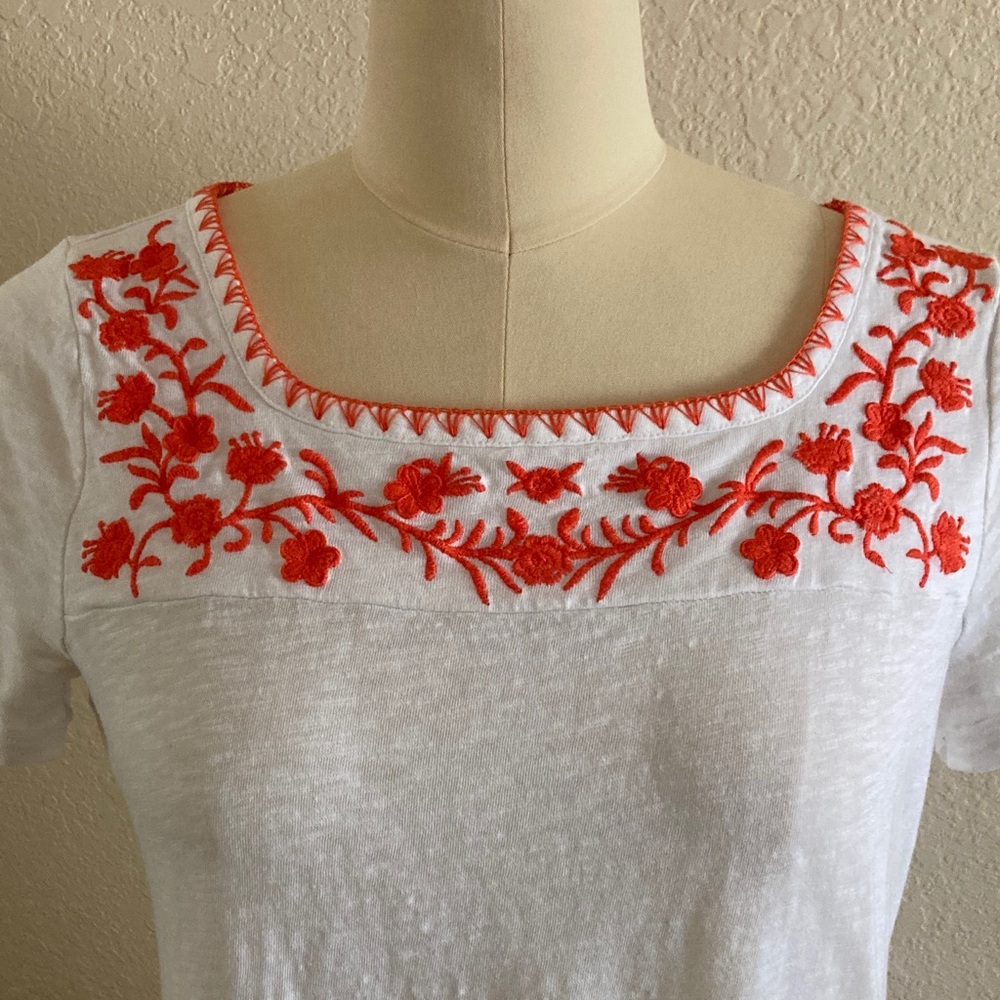 Talbots White and Orange Embellished Short Sleeve Tee